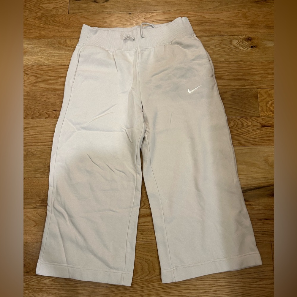 WOMEN'S NIKE SPORTSWEAR PHOENIX FLEECE HIGH-WAISTED WIDE-LEG SWEATPANTS, L, EUC